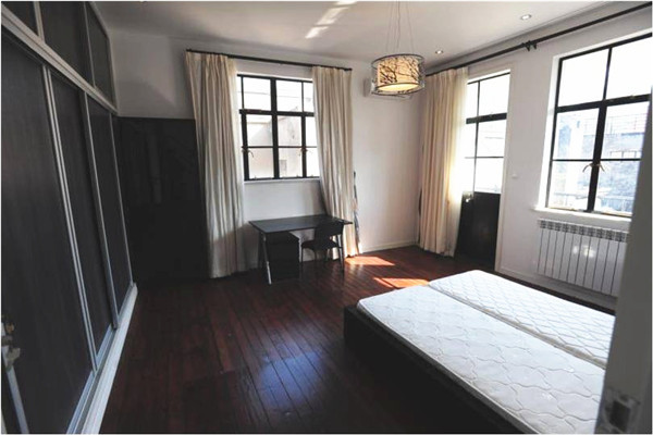  Duplex apartment with terrace over look French Concession