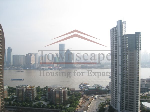 View Luxurious 3BR apt in Skyline Mansion with balcony