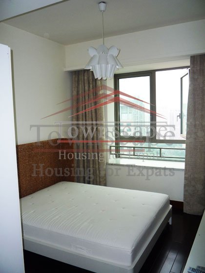 Bed room Huge 4BR apartment with big balcony