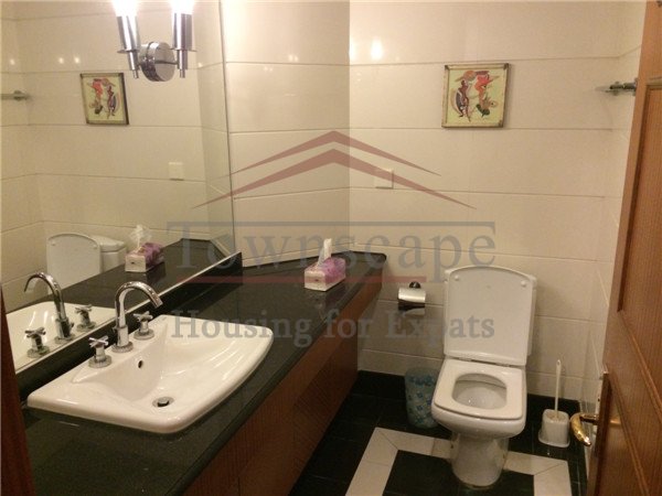  Luxurious 3BR in Merry Apartment,line2/11 Jiangsu rd