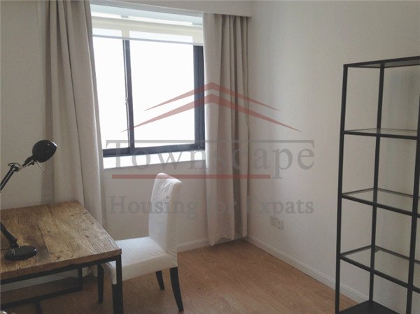  Large apartment on Xin Hua Road in French Concession near Jiao Tong University