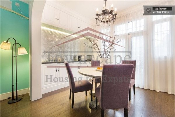  old apartment with large 2 bedrooms and terrace in French Concession