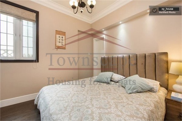  old apartment with large 2 bedrooms and terrace in French Concession