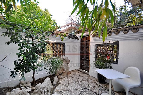  an apartment with garden near Hua Shan Green Land in French Concession