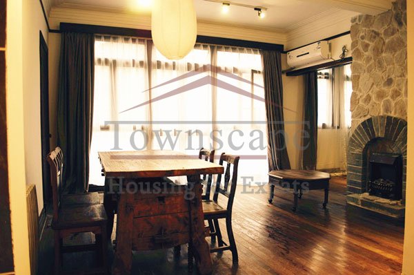 Diningroom Lane house with terrace French Concession 3 BR