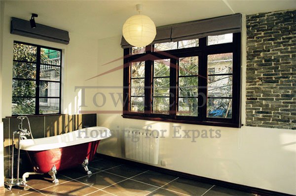 Bathroom Lane house with terrace French Concession 3 BR