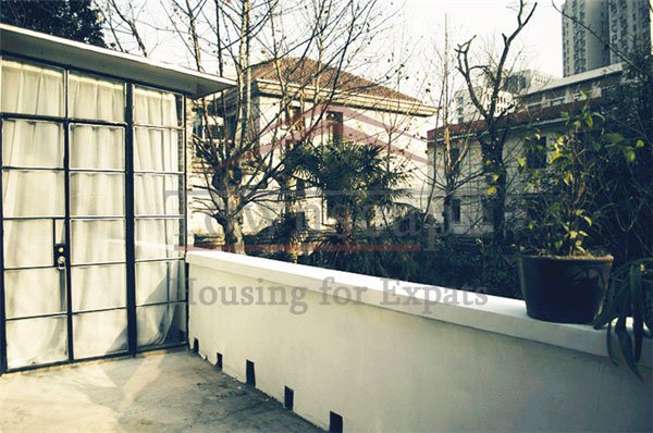 roof terrace Lane house with terrace French Concession 3 BR
