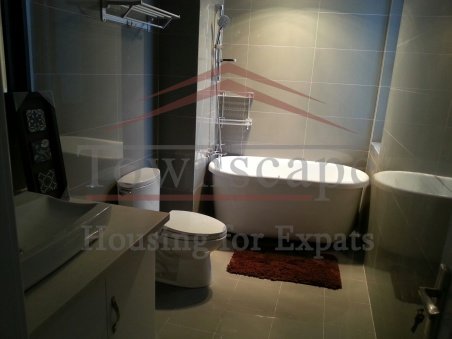 bathroom Big bright apartment in Pudong close to Century Park