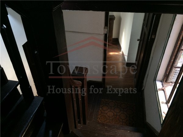  Old renovated apartment near Jing