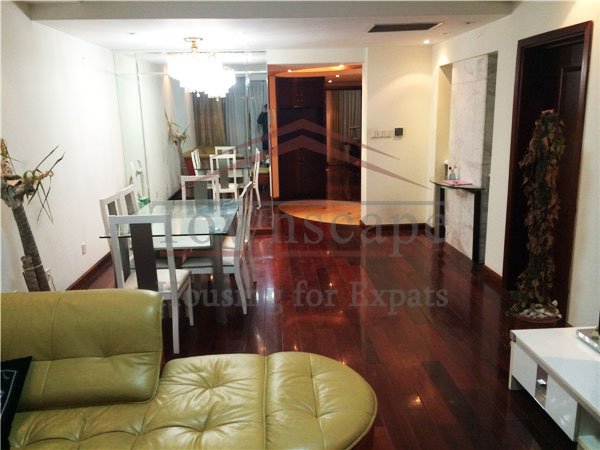 livingroom Edifice apartment in Jingan area with balcony on Jiangsu road