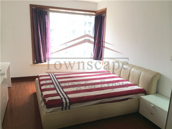  Big Bright 3BR apartment in Xintiandi area