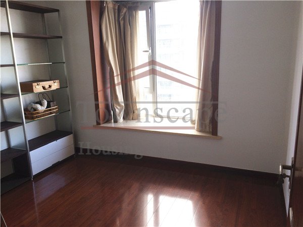  Big Bright 3BR apartment in Xintiandi area