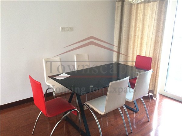  Big Bright 3BR apartment in Xintiandi area