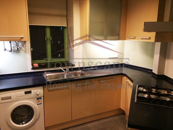 kitchen Merry Apartment Jingan Temple area with balcony