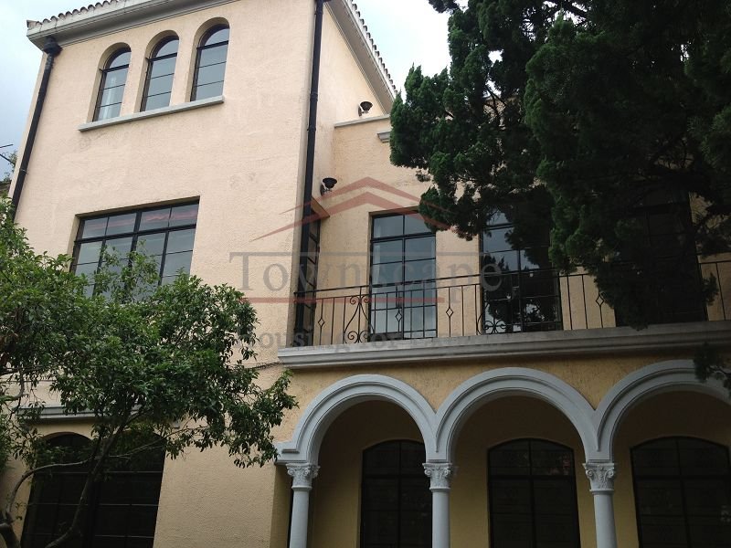 front View 3 level Beautiful Villa on Huaihai Middle road in French Concession with roof terrace