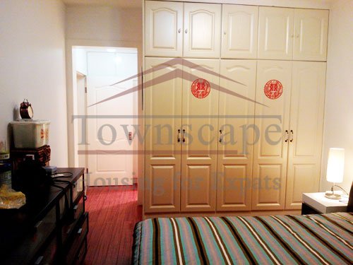 bedroom St Johnson apartment near Zhongshan Park