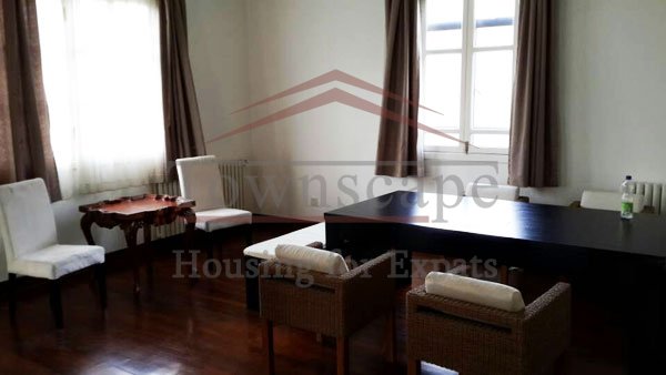  Beautiful 2 floor Lane house in French Concession near Jingan area