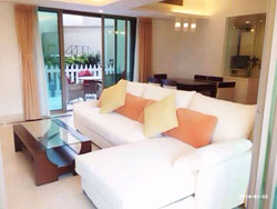 Apartment with terrace for rent in Jing'an Four Seasons close