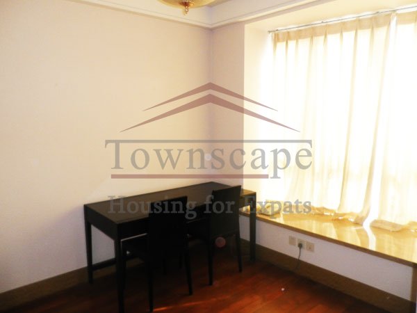  Beautiful apartment for rent in Top of City compound