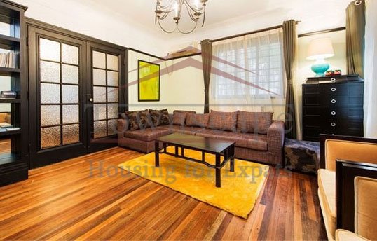  Beautiful lane house located on Shaan xi road