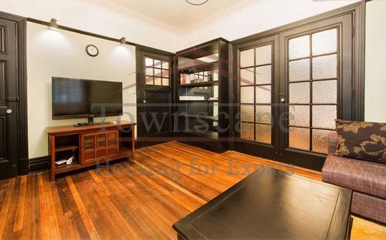  Beautiful lane house located on Shaan xi road