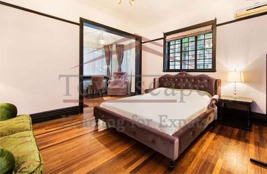  Beautiful lane house located on Shaan xi road
