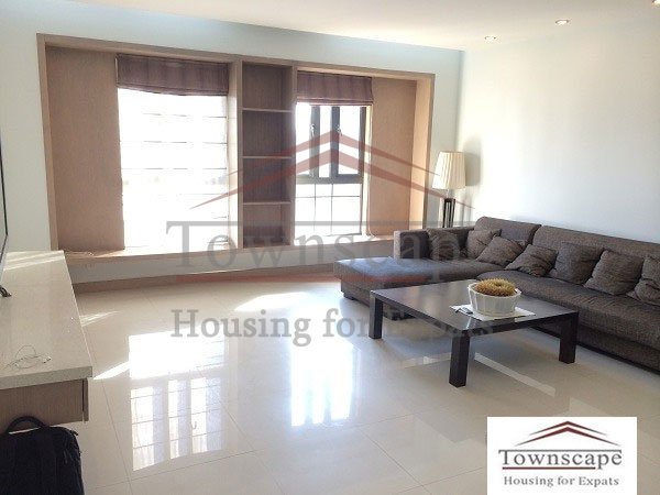  Apartment for rent with balcony in Zi Xun Yong Di in French Concession