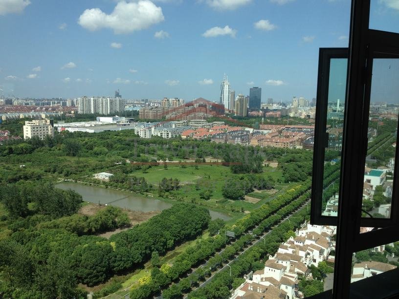  Apartment for rent with beautiful view in Shimao Lakeside Garden