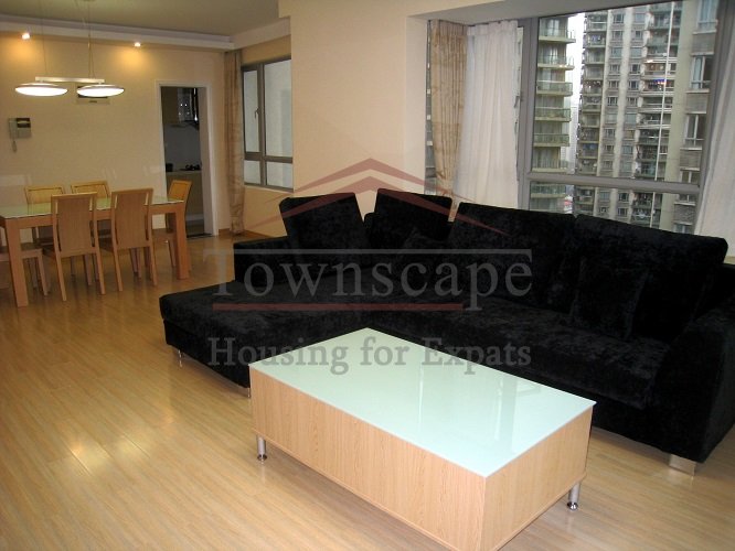 flat for rent in shanghai The First Block Apartment for rent near People