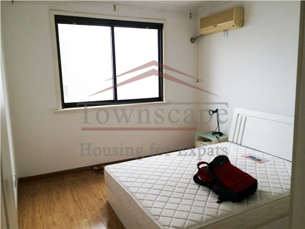  Clove apartment for rent in Xuhui near to French concession