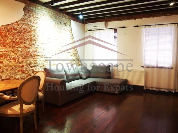  2 floor beautiful big lane house with terrace in the center of the town near Jing