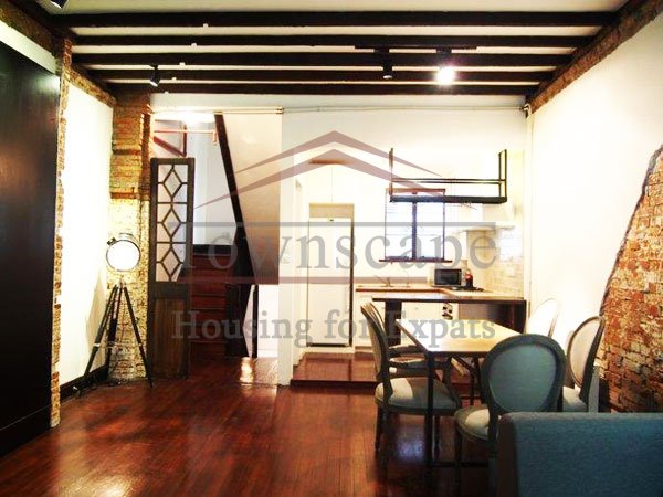  2 floor beautiful big lane house with terrace in the center of the town near Jing