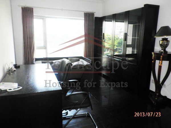  Beautiful Shimao Riviera in Pudong for rent