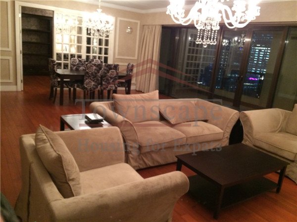 Luxurious Lakeville II apartment with amazing view for rent near Xintiandi