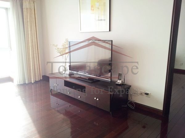 pudong shanghai Nice 3Br in Shimao Riviera Garden view beach