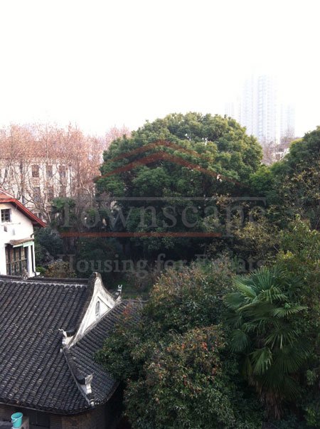  Yong jia road lane house with terrace for rent in french concession