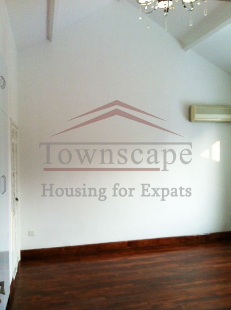  Yong jia road lane house with terrace for rent in french concession