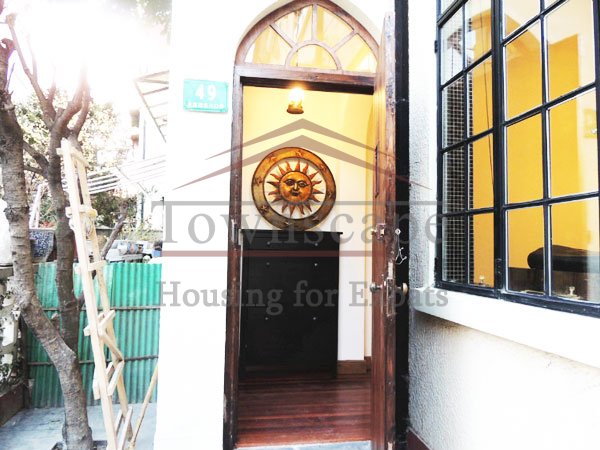  Yong jia road 50sqm lane house for rent in french concession