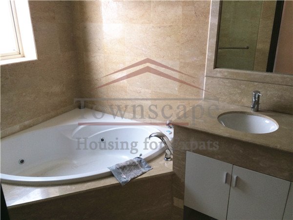 expat housing xintiandi 3BR apartment in Central Park Xintiandi line1/10