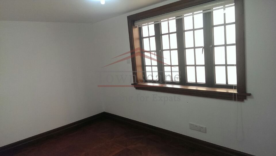 lane house with terrace for rent in french concession 2 Level Lane house with terrace for rent in french concession