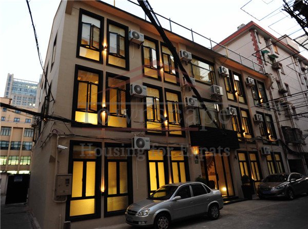  Renovated 750sqm old house for office with large terrace near Jing An Temple