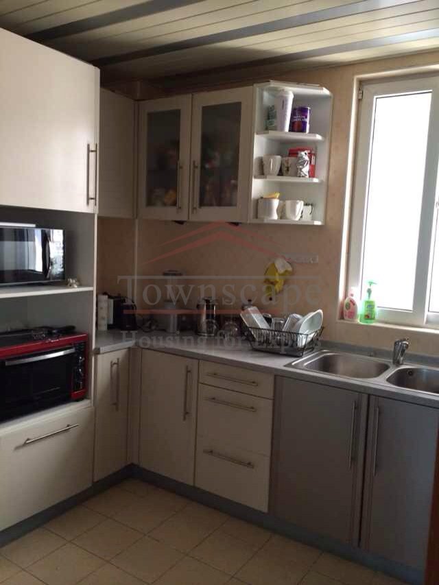 Donghu apartment for rent in french concession spacious 2bedrooms apartment for rent in french concession