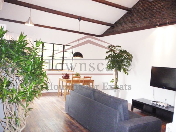 old apartment forent in the former french concession Beautiful old apartment for rent in the heart of former french concession