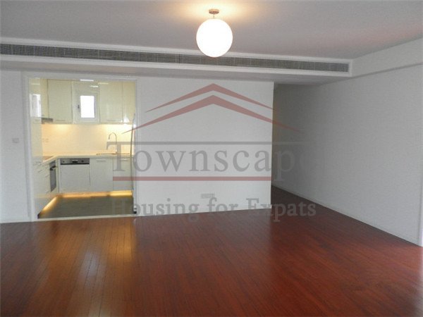  Renovated 3Br empty apartment near Chang Shu An Fu Road, French Concession