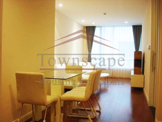apartment for rent near People\ width= River house apartment for rent near People