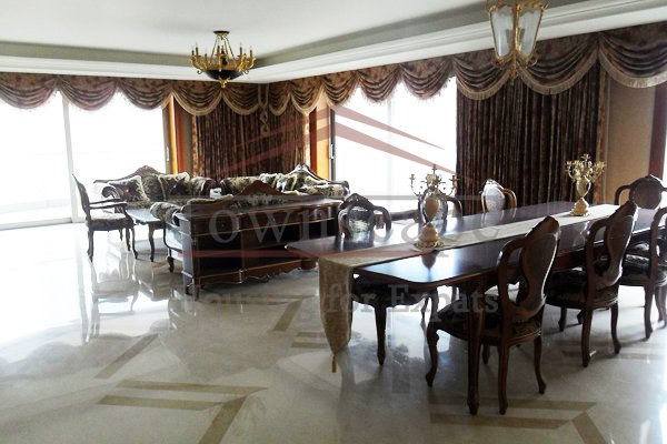Pudong rent Luxurious 3 BR apartment in Fortune Residence in Pudong
