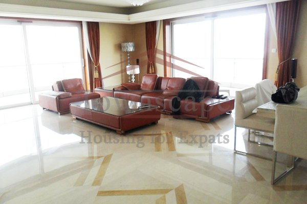 lujiazui rent luxurious 3BR apartment for rent in Fortune Residences near Lujiazui