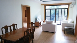 Bright and modern 3BR apartment near Hongqiao Airport