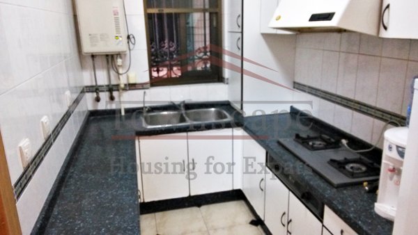 gubei rent Bright and modern 3BR apartment near Hongqiao Airport