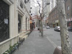 Nice shop in a clean and quiet street,in Jing An area